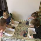 Dozen groot en klein, spelen met dozen is fijn