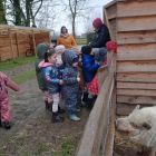 Op stap naar de kinderboerderij 'De Campagne' in Drongen