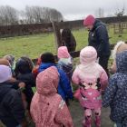 Op stap naar de kinderboerderij 'De Campagne' in Drongen